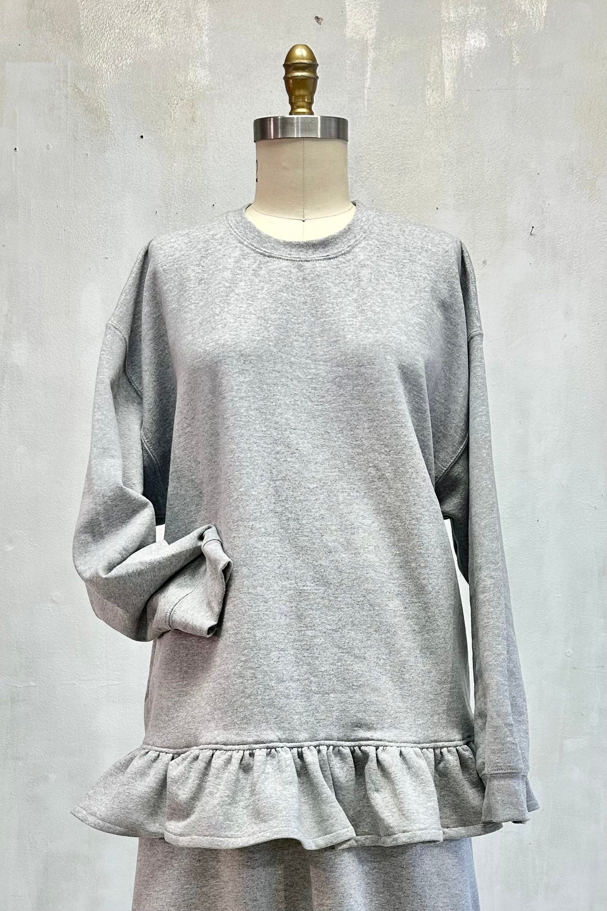 Sundays Sweat Top